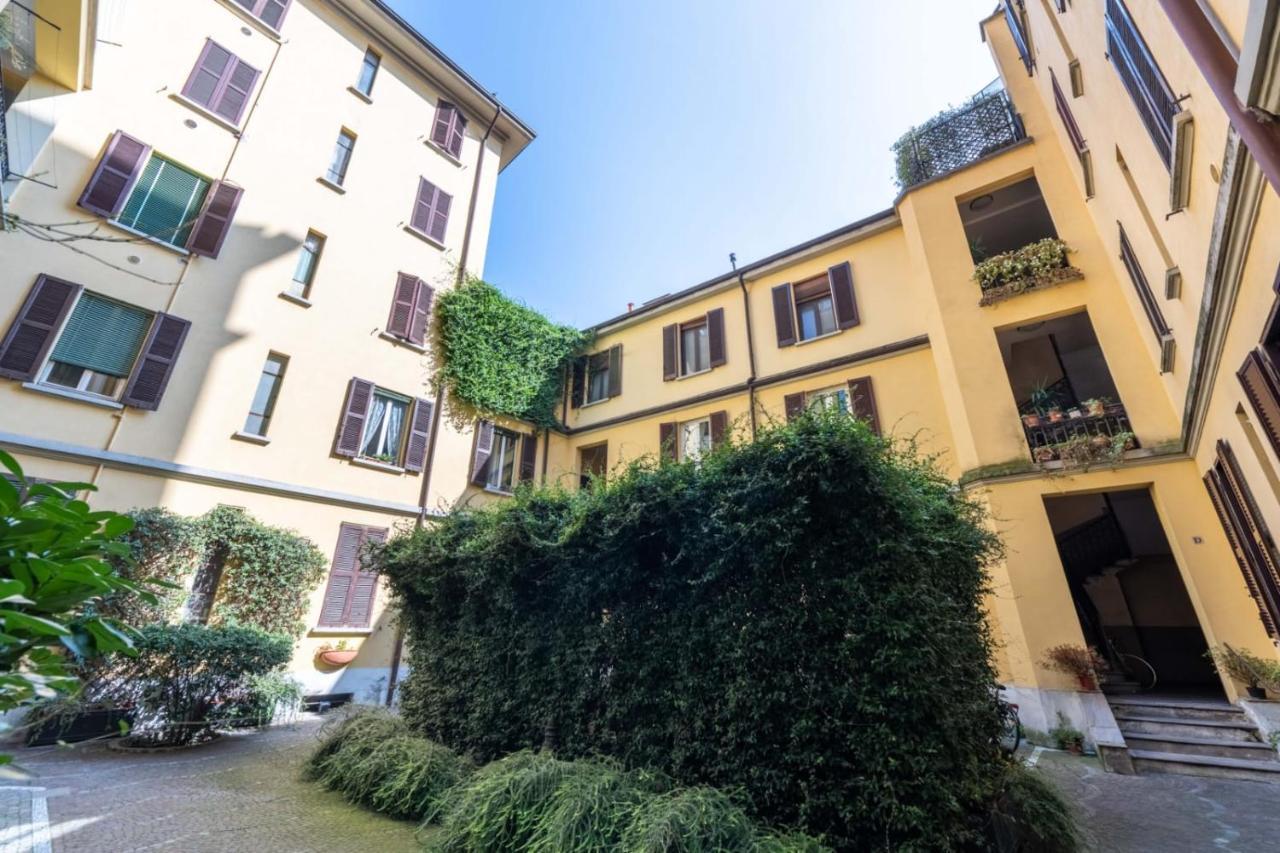 Kibilu - Piazzale Archinto - Stazione Garibaldi - Zona Isola Milão Exterior foto