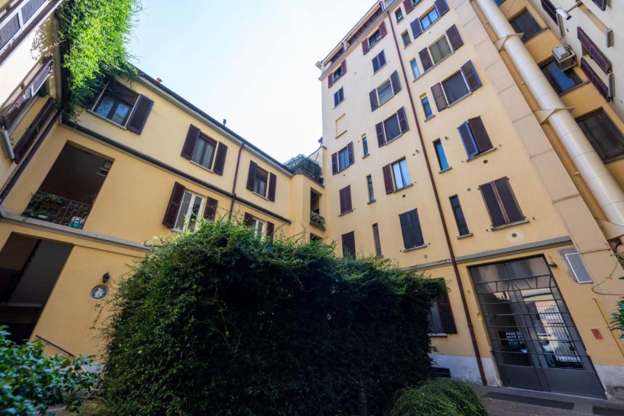 Kibilu - Piazzale Archinto - Stazione Garibaldi - Zona Isola Milão Exterior foto