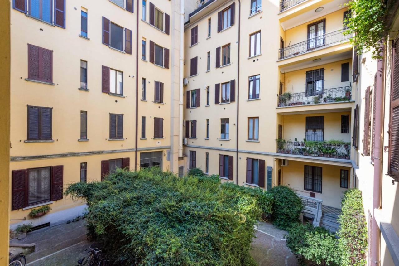 Kibilu - Piazzale Archinto - Stazione Garibaldi - Zona Isola Milão Exterior foto